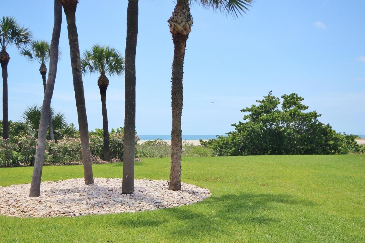 Lighthouse Towers 704 Apartment Clearwater Beach Exterior photo